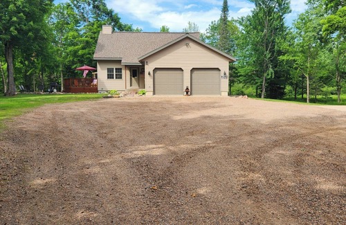 Weyerhaeuser House | Adventure in the Blue Hills! Great for Hiking, ATV's n snowmobiling & hunting