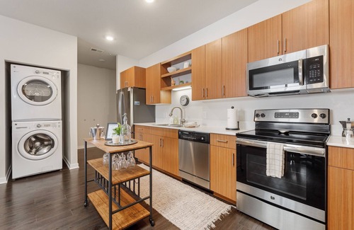 Traverse City Condo | Adventure Seeker's Escape | Downtown | Bicycles | AC