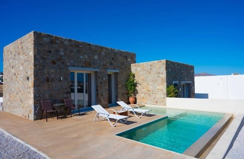 Ano Mera Apartment | Adyton Lux Suite, Mykonos Private Pool Experience