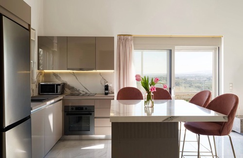 Adelianos Kampos Villa | “Aegean Breeze”. Wonderful views of the sea!