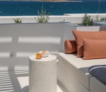 Naousa Hotel | Aegean Colors Paros