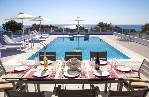 Gennadi Villa | Aegean Horizon Beachfront Villas