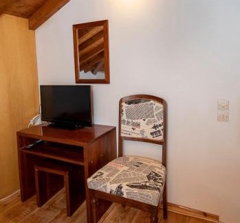 Monemvasia House | Aeolos Guesthouse