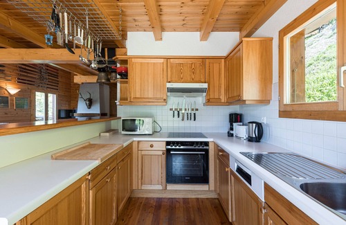 Veysonnaz Ski Chalet | Aeolus MOUNTAIN & QUIET chalet 12 pers
