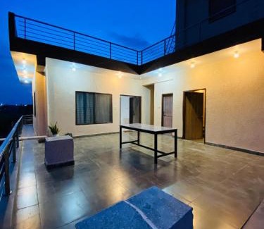 Bhopal House | Aerostay