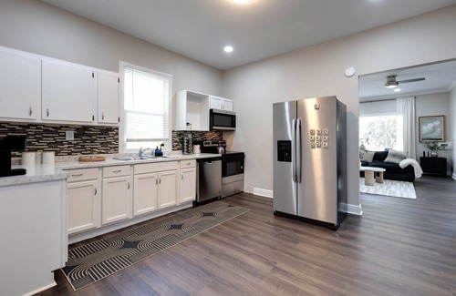 Tallahassee House | Aesthetic 3BD Home, Downtown, FSU, Games & Yard