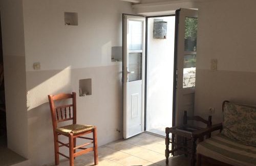 Platrithias House | Afales View