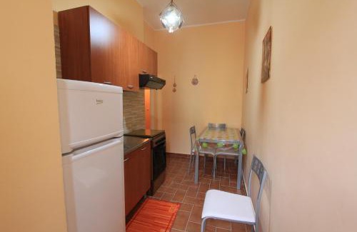 Fondi House | Affittacamere Casa di Elide