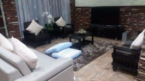 Baguio House | Affordable Baguio APT