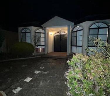 Caroline Springs House | Affordable getaways