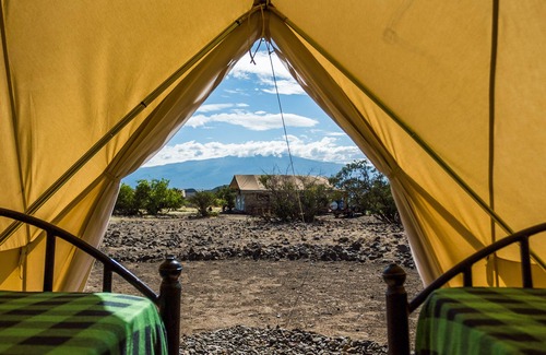 Lake Natron Cabin | Africa Safari Lake Natron Camping