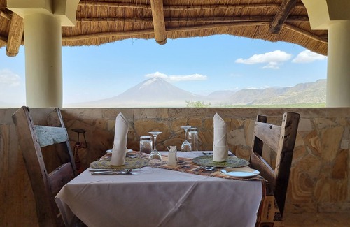 Lake Natron Cabin | Africa Safari Lake Natron Camping