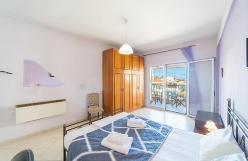 Molos Apartment | Afrodite Lefkimmi Apartment 1