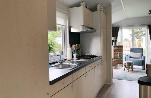 Sint Maarten Ski Chalet | After a day at the beach or a visit to one of the villages or towns in the area, it is wonderful to come home to this 4-person chalet. Would you like to bring your dog? He is very welcome in this chalet!