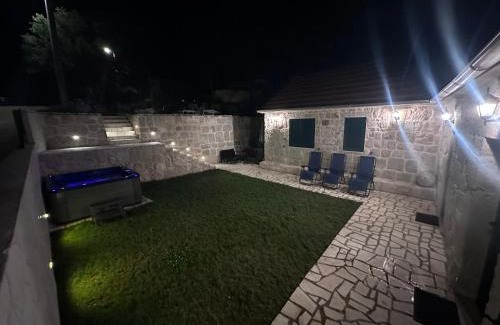 Zagvozd House | Aga