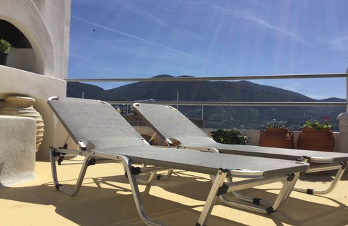 Skopelos House | Agapi Nefeli, unique roofterrace overlooking sea port & town Skopelos townhouse