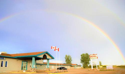 McCreary Hotel | Agassiz Hotel and Restaurant - Under New Management