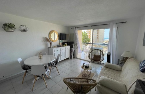 Valras-Plage Apartment | Agence Calvet Acapulco 3 pièces vue mer