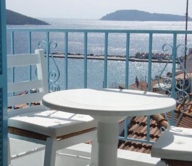 Skiathos House | Agnàntema Portside Stays Skiathos