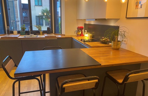 Suresnes House | Agréable Maison Avec Jardin à 15 min de Paris, Proche Transports