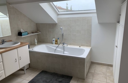 Clamart House | Agréable Maison de Ville à 7 Minutes de Paris