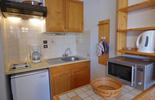 Le Grand-Bornand Apartment | Agréable studio + coin montagne pour 4 personnes, quartier calme, balcon et parking - FR-1-458-111
