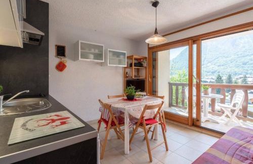 Saint-Lary-Soulan Apartment | Agréable studio cabine 4 pers avec parking à Saint-Lary village - FR-1-296-218