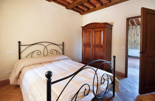 Montalcino Other | AGRITOURISM PERTIMALS