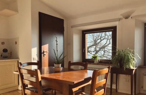 Fabriano House | Agriturismo Castelvecchio, Casa Vacanza con piscina a Fabriano