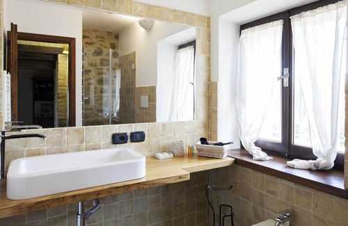 Lidarno House | Agriturismo La Palazzetta di Assisi - ALMOND