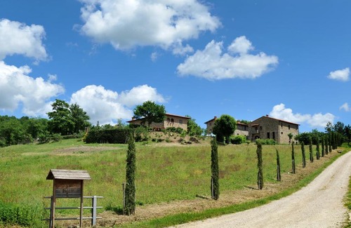Poppi House | Agriturismo La Pietraia