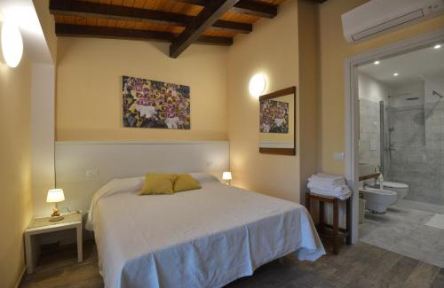 Crociale House | Agriturismo le Orchidee di Corazza