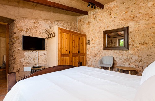Lloret de Vistalegre Bed & Breakfast | Agroturismo YourHouse Can Porretí Sa Rota