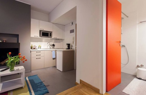 Exarhia Apartment | #AH14 Maroon studio S