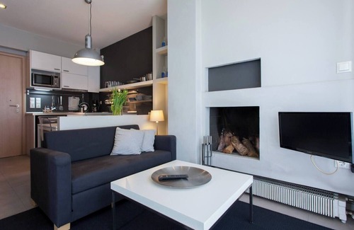 Exarhia Apartment | #AH32 Grey studio Sum