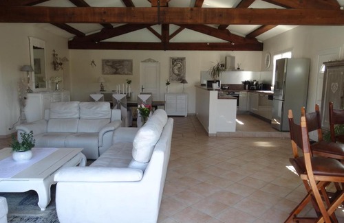 Aigues-Mortes Bed & Breakfast | AIGUES MARINES