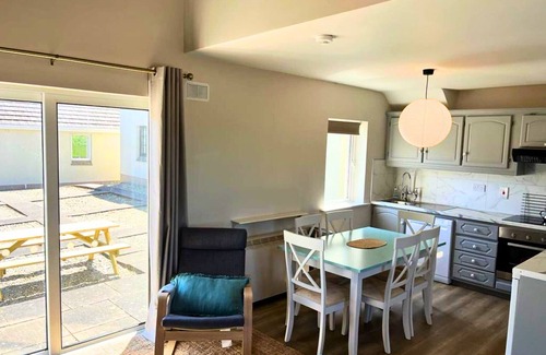 Ballyconneely House | Aillebrack Cottage, a perfect base for an break