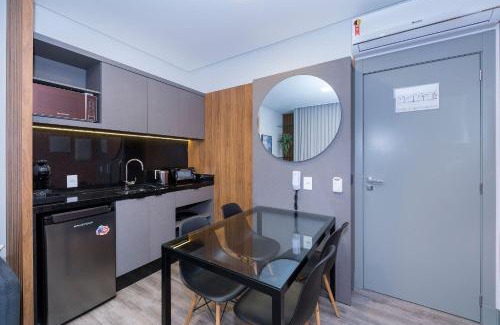 Centro Apartment | AION suítes 202 - Compacto e luxuoso Loft - Rooftop com piscina e academia - À poucos passos da praia