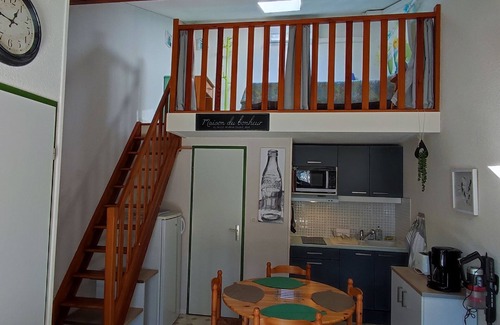 Saint-Martin-d'Ardeche Cabin | Air-conditioned Residential Pavilion & Swimming Pool Gorges de l'Ardèche