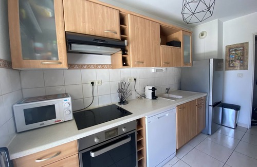 Montpellier-Centre Apartment | Air-conditioned apartment with terrace Albert 1er