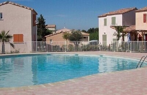 Aigues-Mortes Villa | AIR CONDITIONED DETACHED VILLA 3 MINS WALK BEAUTIFUL MEDIEVAL TOWN AIGUES MORTES