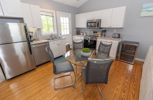 Clinton House | AIR-CONDITIONED Gorgeous Newly Renovated Home with an Oceanview and Beach Access