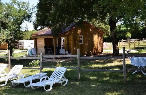 Rocamadour Ski Chalet | Air-conditioned Quercy Chalets (30m²) 6 people