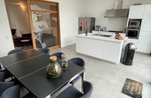 La Rochelle House | Air-conditioned villa with pool 5 minutes' walk from the old port and beach