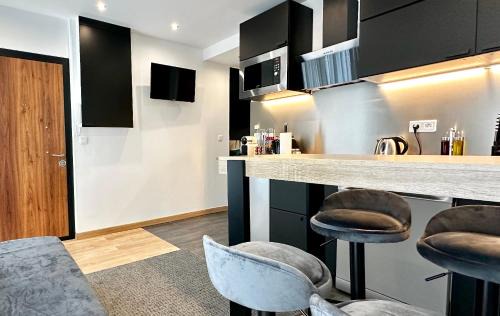Saint-Maurice Apartment | Airbnb à Paris-Bois de Vincennes