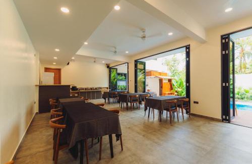Dharavandhoo Hotel | Aire Dharavandhoo