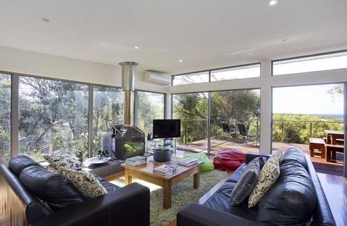 Surf Coast House | Aireys Haven Summary: