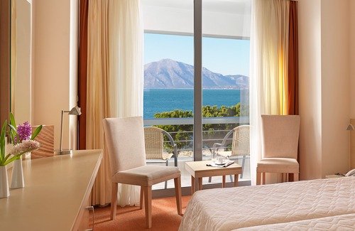 Kastellocampos Hotel | Airotel Achaia Beach