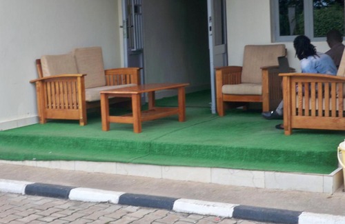 Kigali Bed & Breakfast | airport view motel kigali