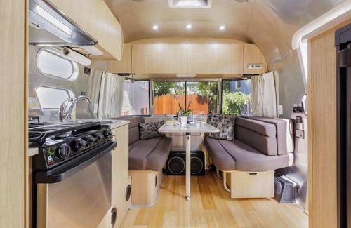 Berkeley House | Airstream Tiny Home close to UC BEST Neighborhood